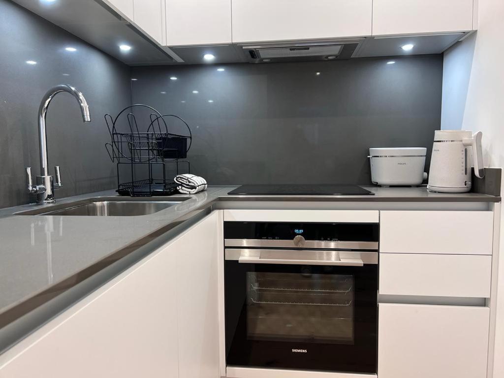 Chapel - Central Studio Apartment Μπαθ Εξωτερικό φωτογραφία